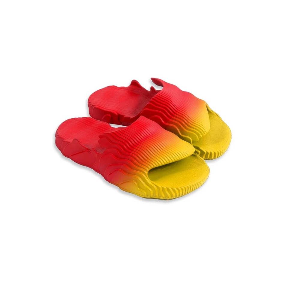 NAMI Sunset Slides NWOT Men size 9
